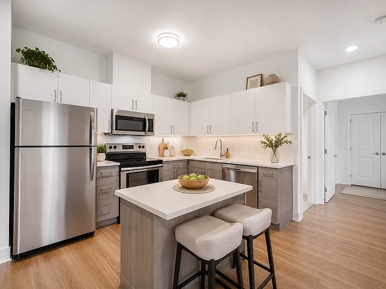 425 Bergen Ave #1 — Photo 1