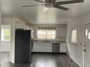 2754 5th St, Hurricane, WV 25526