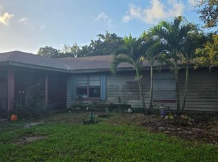 16244 E Grand National Dr, Loxahatchee, FL 33470