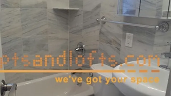 Rented by aptsandlofts.com | media 23