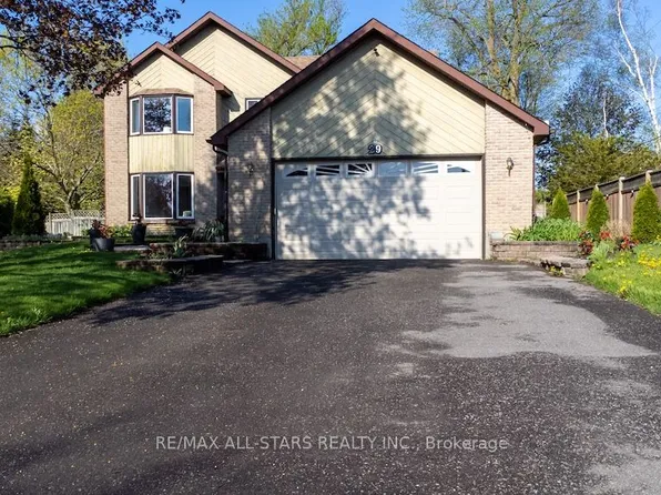 29 McDonagh Dr, Kawartha Lakes, ON K9V 5A9
