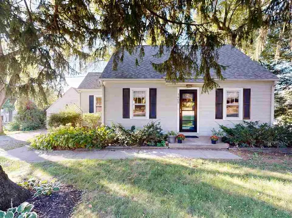 1405 W Benton St, Iowa City, IA 52246