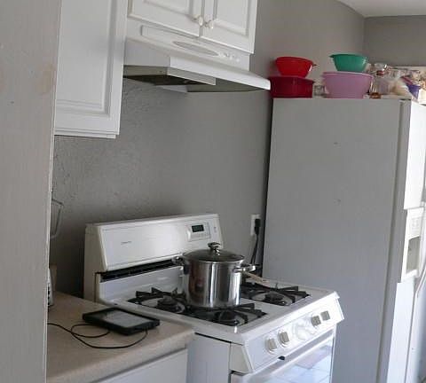 3rd image of 3039 Gardena St