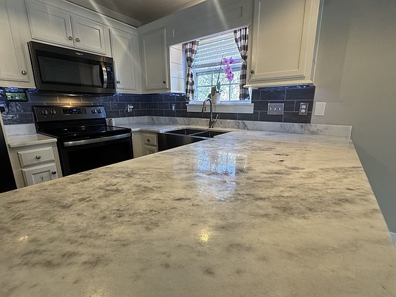 4th image of 4844 Ark Ln