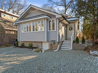 53 Waverly Park Rd, Branford, CT 06405