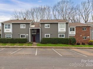 3200 Heathstead Pl #1-B, Charlotte, NC 28210