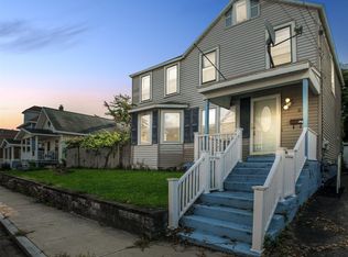 11 Yale St, Schenectady, NY 12304