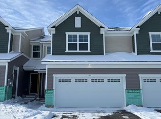 193 Huntington Dr, Waconia, MN 55387