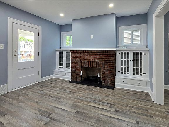 2nd image of 3301 Hillcrest Ave