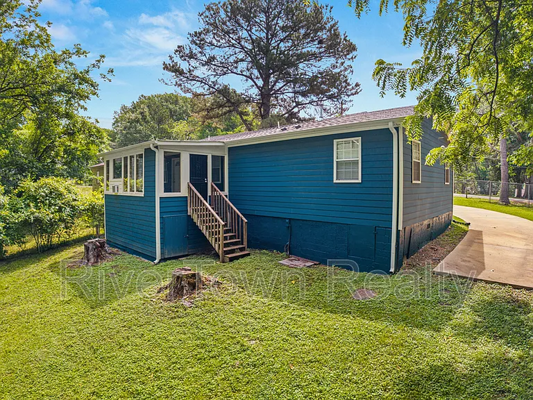 1204 Margaret Rd — Photo 29