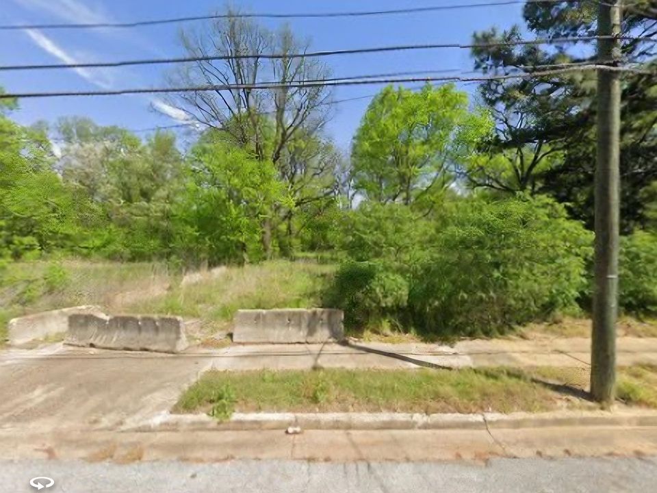1st image of 1040 Fields Rd