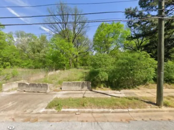 1040 Fields Rd, Memphis, TN 38109