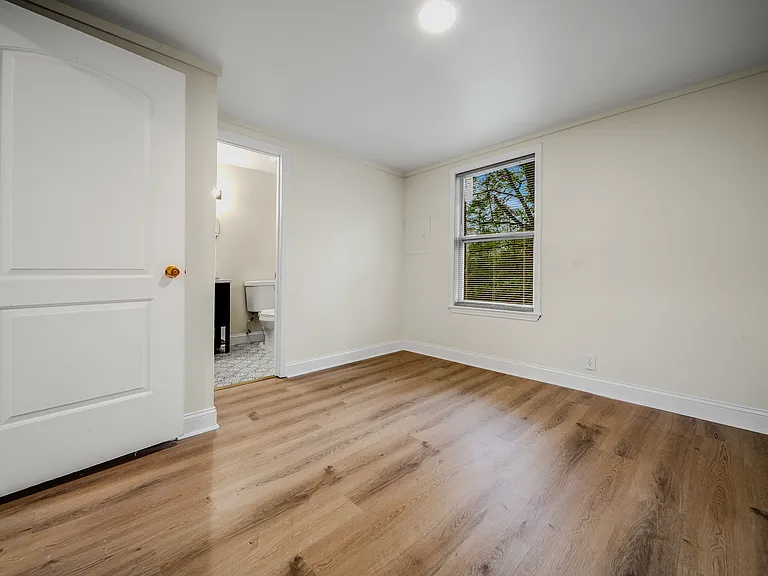 The Jeffersonian Apartments — Photo 17