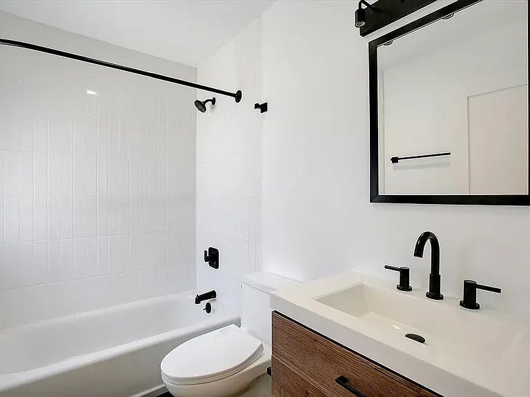 102 S Voluntario St #B — Photo 8