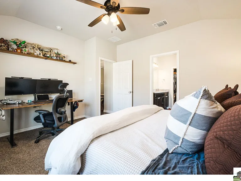110 Ayla Marie Dr — Photo 15