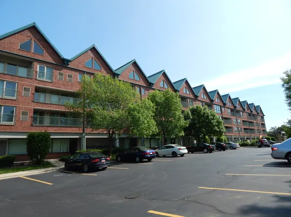1111 Burlington Ave Unit 213, Lisle, IL 60532