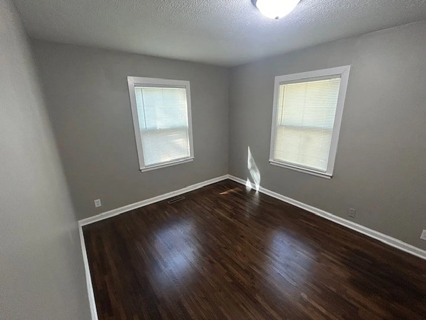 840 S Pinecrest - 3 Bedroom, 1 Bathroom Home - $995 — Photo 4