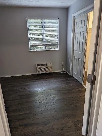 39 Shraders Ln — Photo 6