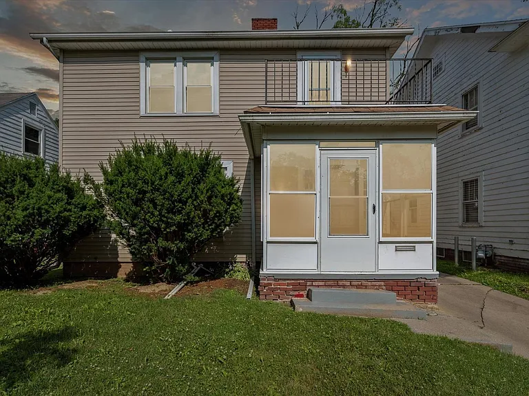 2030 Wyndhurst Rd #UPPER — Photo 1