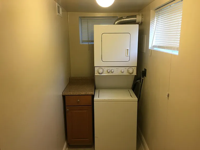 Office/washer Alcove
