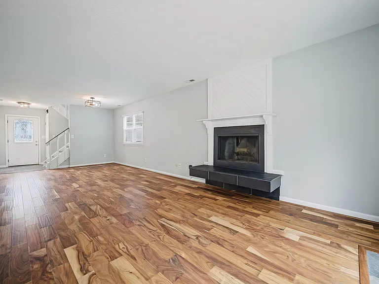 5408 Lord Dunmore Ct — Photo 32
