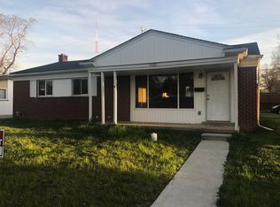 15100 Kenton Ave, Oak Park, MI 48237