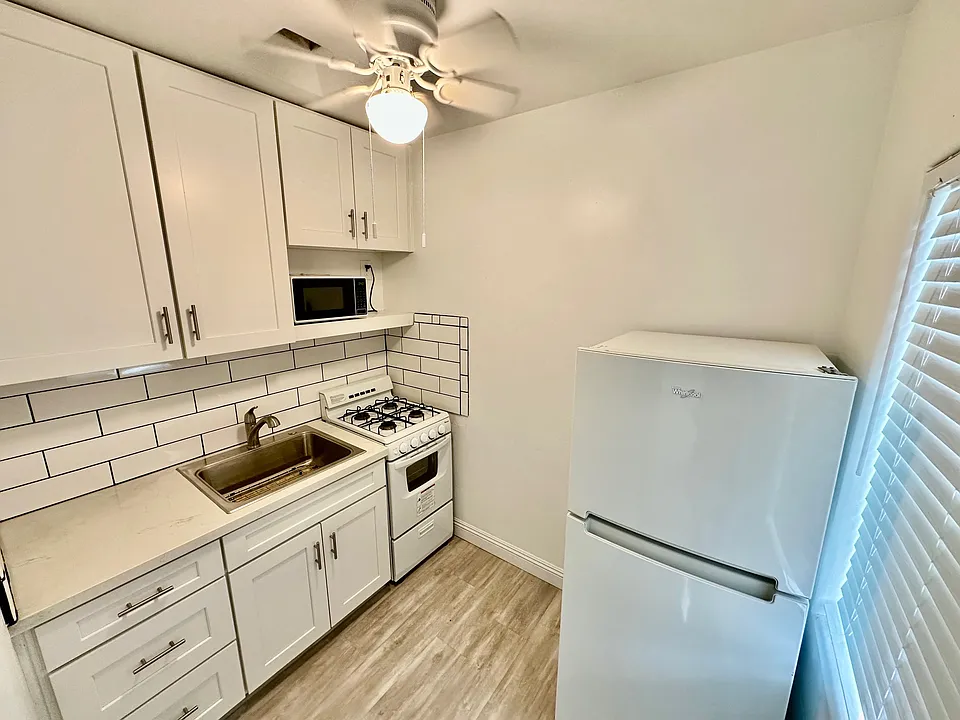1705 S Myers St #3