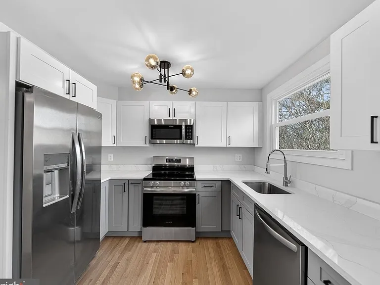 3108 P St SE — Photo 5