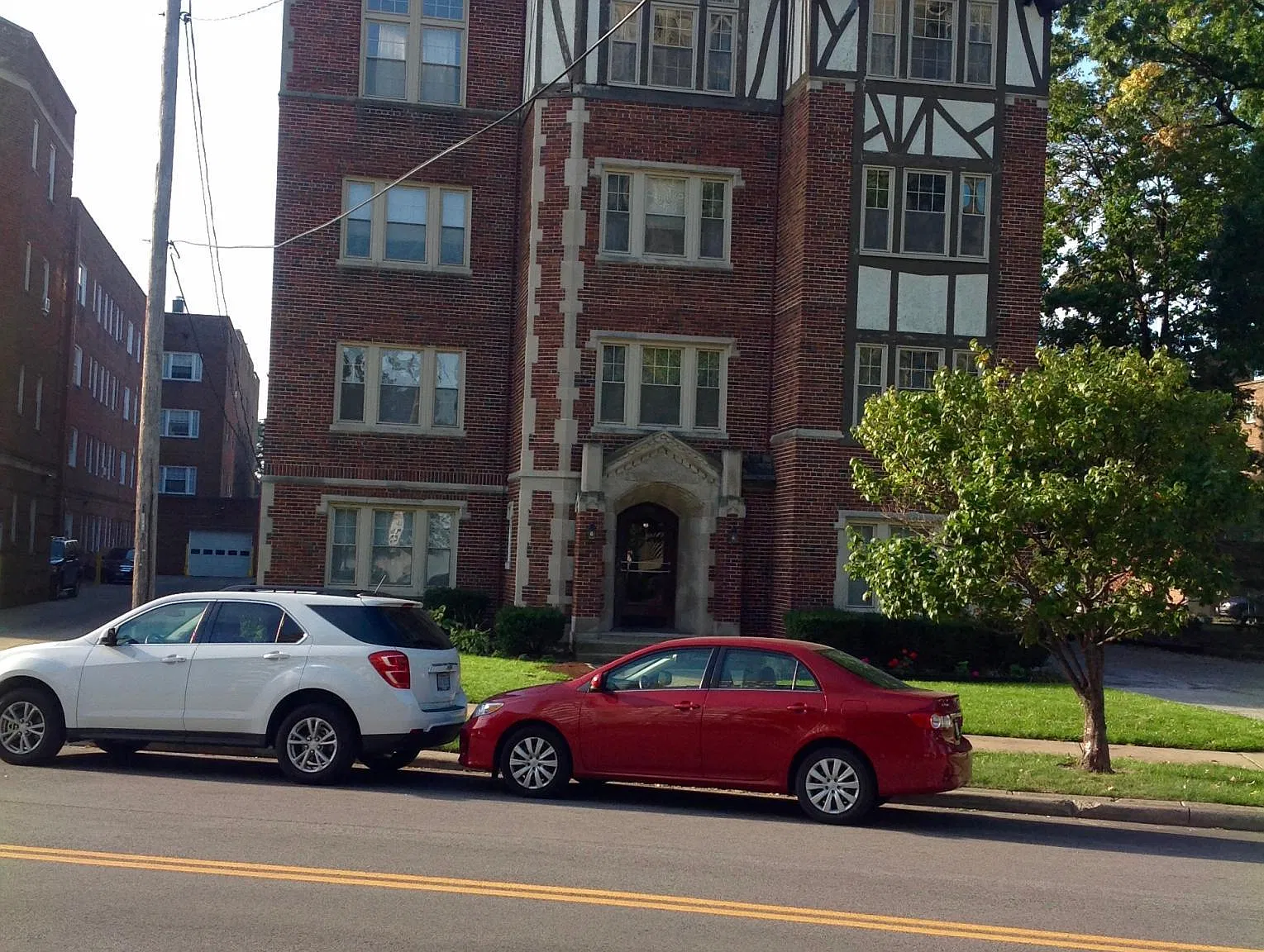 2 bed, 1225 sqft, $1,300 — Photo 1
