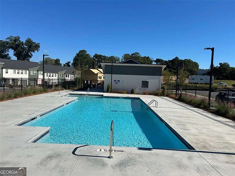 1708 NW Gunnin Trce NW — Photo 30