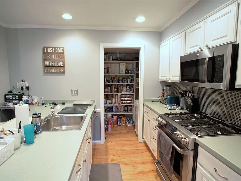 1724 Dana St — Photo 17