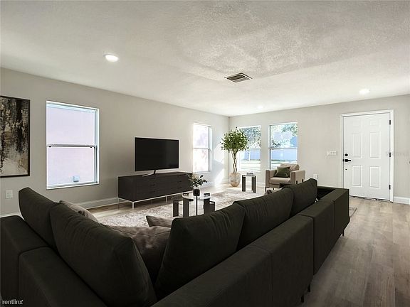 4th image of 10317R Boyette Creek Blvd