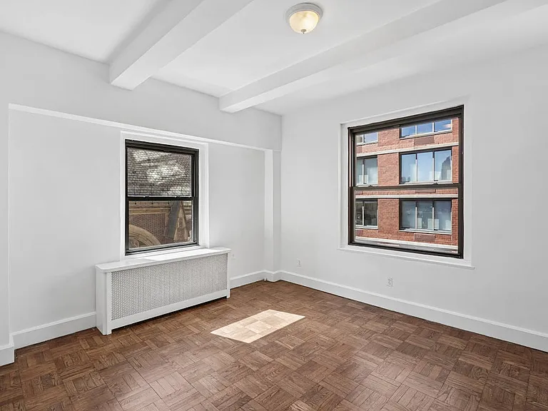 160 W 71st St #9D — Photo 7