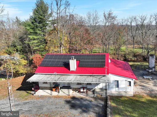 1389 Centre Tpke, Orwigsburg, PA 17961