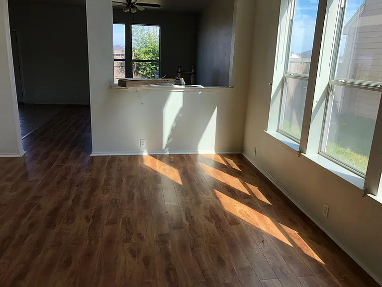 2911 Feather Green Trl — Photo 5