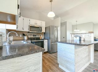 718 Yukon Ct, Lincoln, NE 68521