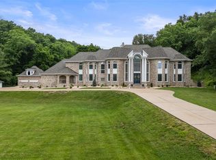 19348 Deer Pointe Estates Dr, Glencoe, MO 63038