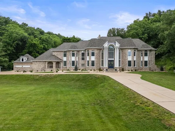 19348 Deer Pointe Estates Dr, Glencoe, MO 63038