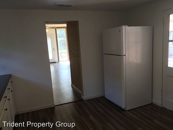 3rd image of 2700 S Brown Ave