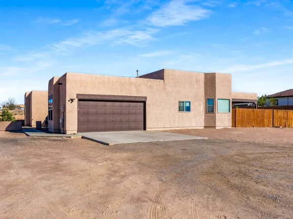 200 Aldaba Cir NE, Rio Rancho, NM 87124