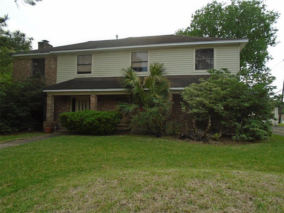 1st image of 2502 E Pebble Beach Dr