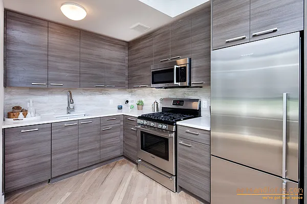 Sold by aptsandlofts.com | media 16