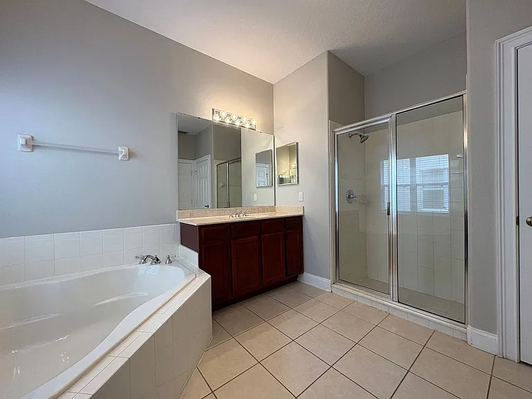 6931 Lucca St — Photo 37