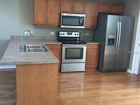 3rd image of 339 4th Ave S