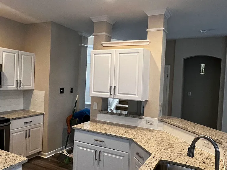 6035 Hart Fld — Photo 9