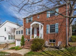 895 N Lexington St, Arlington, VA 22205