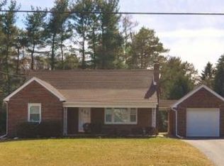 4082 Old Orchard Rd, York, PA 17402