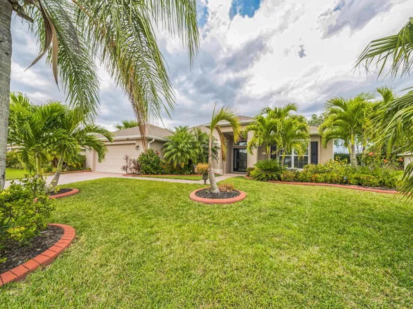 1293 Scarlet Oak Circle, Vero Beach, FL 32966