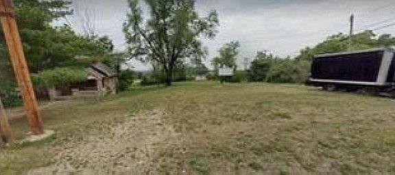 2nd image of 2209 Southridge Dr
