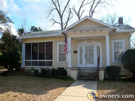 View from front sidewalk